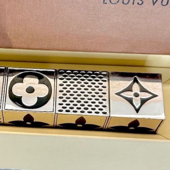 Louis Vuitton Monogram Cube Dice Game Limited Edition 2011 Christmas - Picture 4 of 8